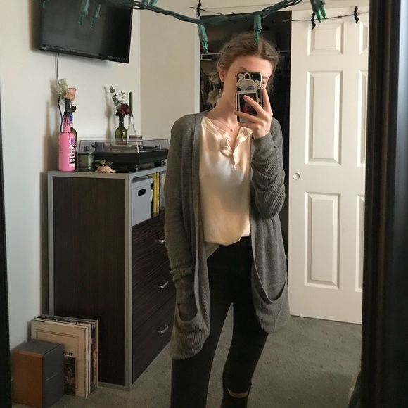 sold AE / slouchy cardigan - Picture 3 of 3